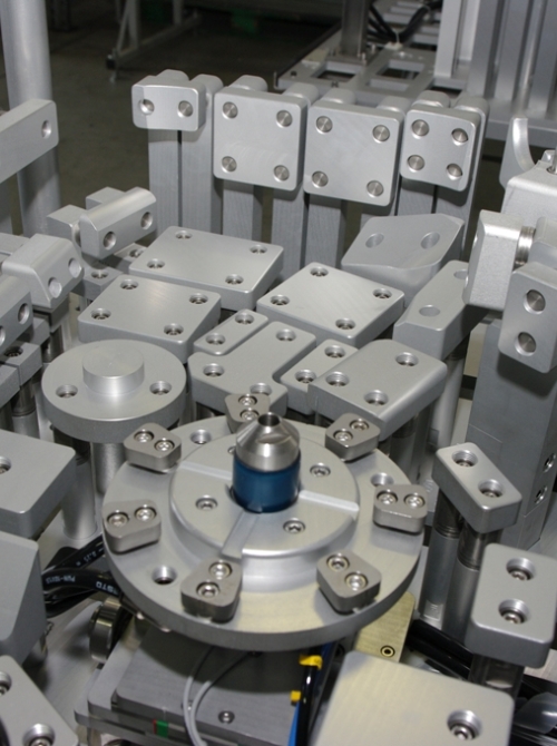 Szerszámok, készülékek, egyedi eszközök tervezése...